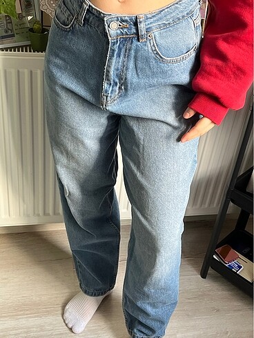 baggy jeans