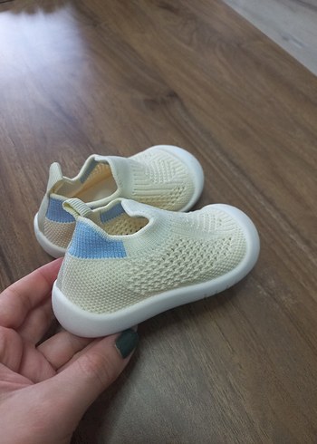 Beyaz Örgü Erkek Bebek İlk Adım Ayakkabısı 12,5 numara - Görsel 3