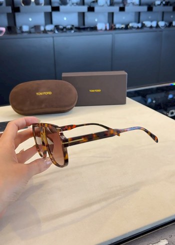 Tom Ford Tom Ford Kahverengi Şeffaf Kadın Güneş Gözlüğü