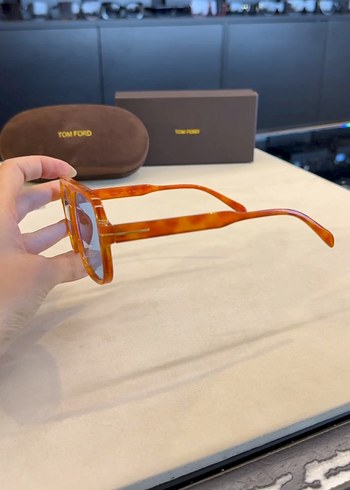 Beden Tom Ford Modern Klasik Kahverengi Gözlük