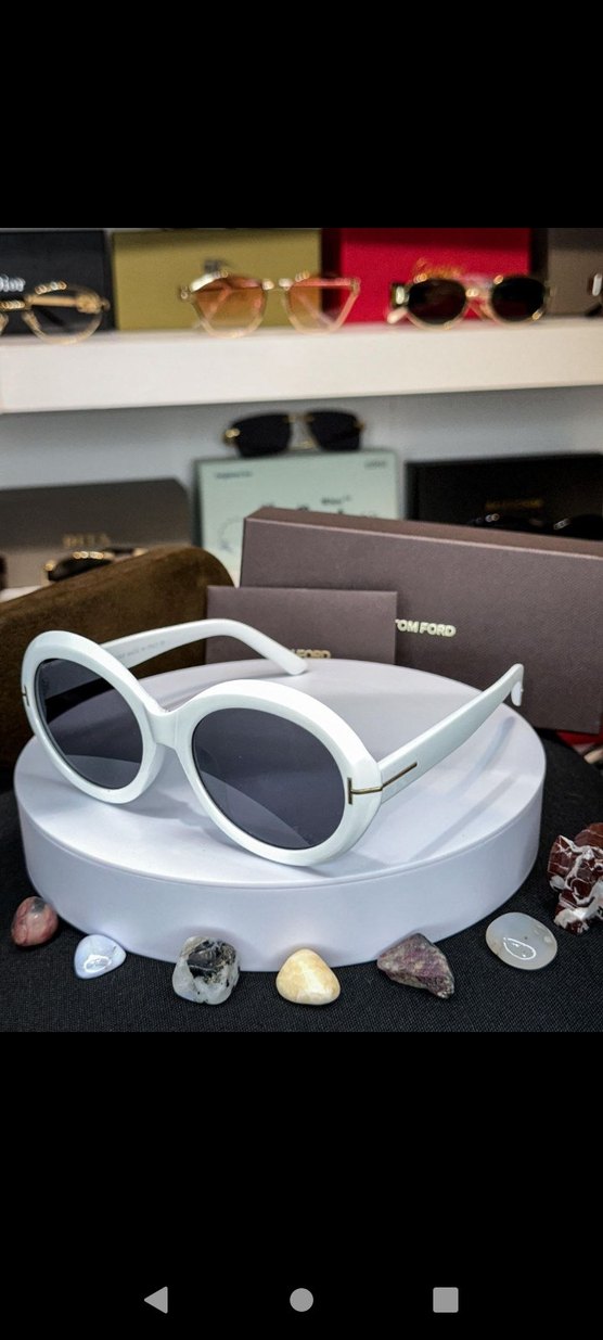 Beyaz Klasik Kadın Güneş Gözlüğü - Görsel 2