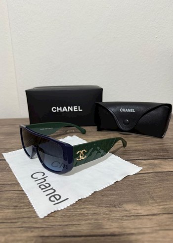 Beyaz Parlak Kadın Sokak Stili Güneş Gözlüğü - Görsel 2