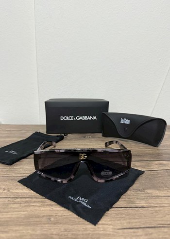 Şeffaf Gri Kadın Sokak Stili Gözlüğü - Görsel 3