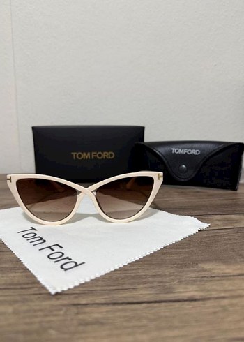 Bej Şeffaf Parlak Kadın Güneş Gözlüğü - Görsel 3