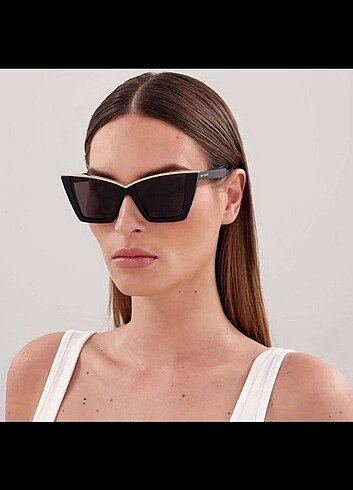 Yves Saint Laurent güneş gözlüğü 