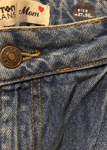 Koton Kadın Mavi Denim Kemerli Rahat Kesim Jean