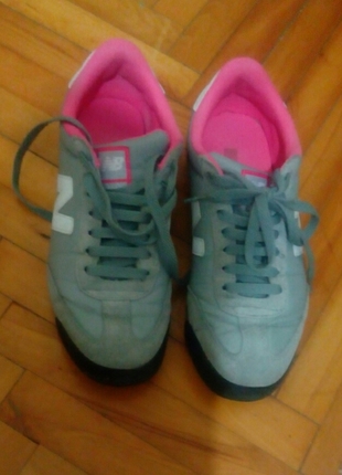 spor ayakkabi