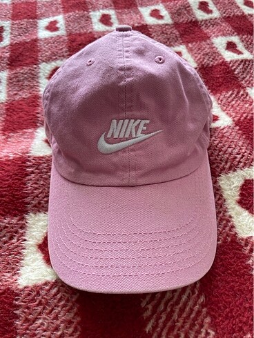 Nike şapka