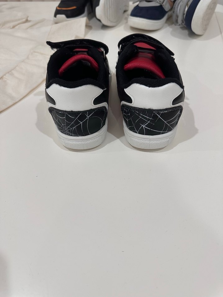 Örümcek Adam Baskılı Kırmızı Erkek Çocuk Spor Ayakkabı - Görsel 3