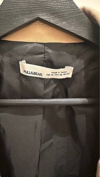 m Beden Pull and bear crop camel blazer