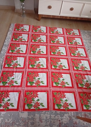 Nakışlı Kırmızı Renkli Masa Örtüsü - Görsel 4