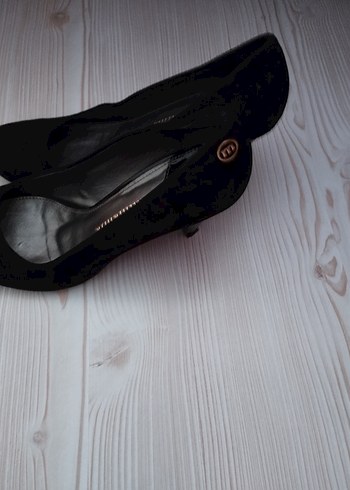 38 Beden Siyah Dolgu Topuklu Stiletto