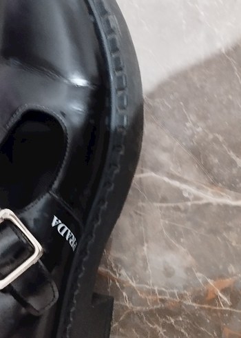 38 Beden Kadın Siyah Prada Tokalı Klasik Ayakkabı