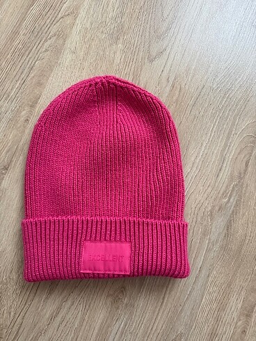 Lcw pembe bere