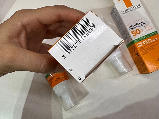 La Roche Posay La roche posay anthelios Yağlı ve Karma Ciltler İçin Yüz Güneş K