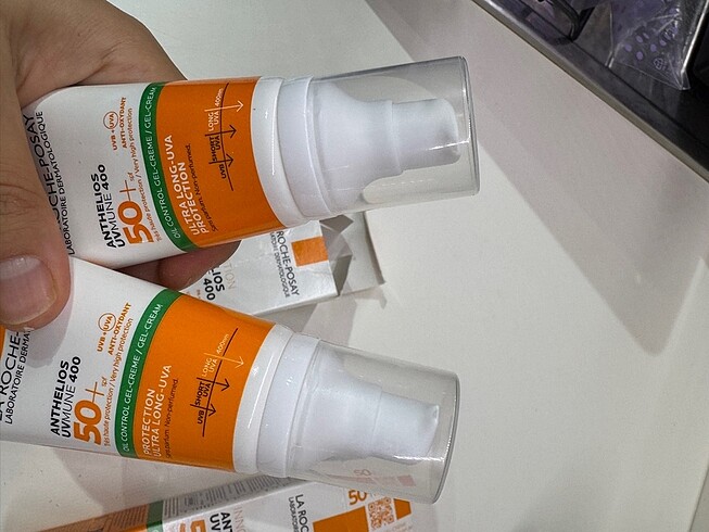 Beden Renk La roche posay anthelios Yağlı ve Karma Ciltler İçin Yüz Güneş K