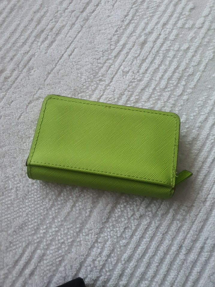 Bershka yeşil cüzdan - Görsel 4