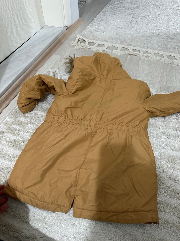 Kürklü Kapüşonlu Bej Midi kız çocuk mont - Görsel 3