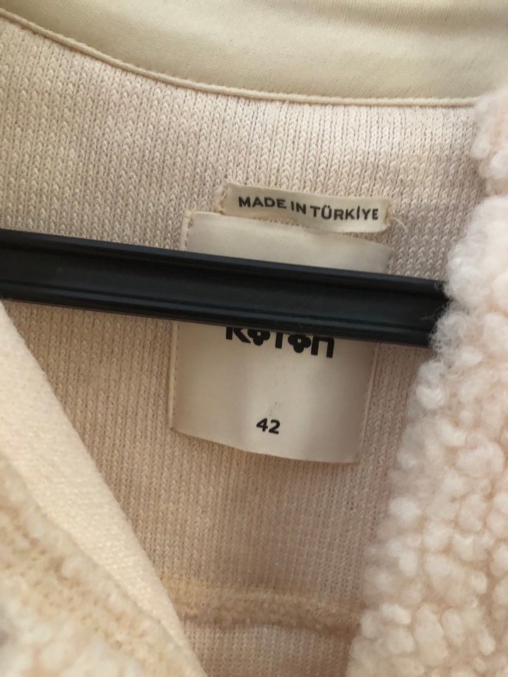 Bej Peluş Kadın Ceket - Görsel 4