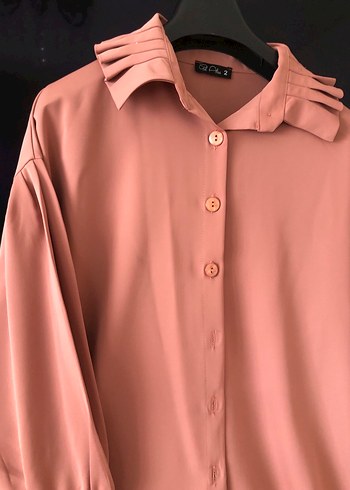 Düğmeli, Uzun Kollu Bej Kadın Bluz 1veya iki defa giyild - Görsel 3