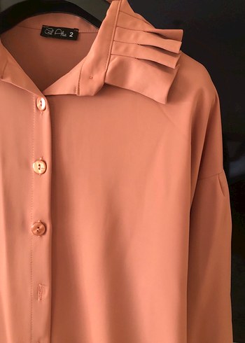 Düğmeli, Uzun Kollu Bej Kadın Bluz 1veya iki defa giyild - Görsel 2