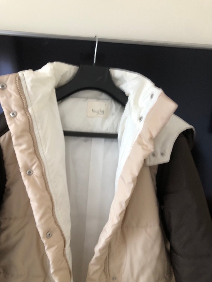 Bej Gri Kadın Midi Kolsuz Kışlık Mont - Görsel 3