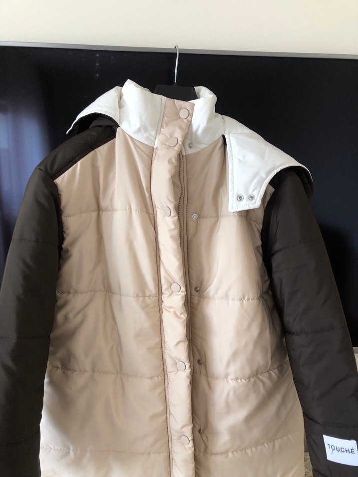 Bej Gri Kadın Midi Kolsuz Kışlık Mont - Görsel 2