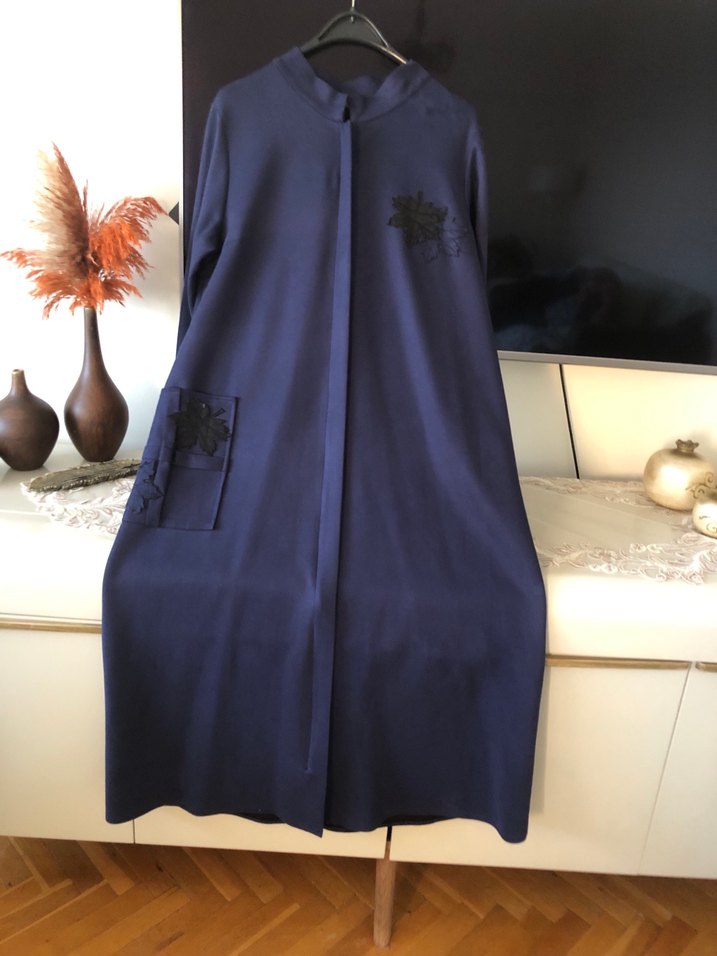 Uzun Lacivert Kadın Bornoz - Görsel 4