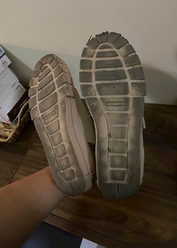 34 Beden ten rengi Renk 34 numara Kız Çocuk Cırtcırtlı spor ayakkabı