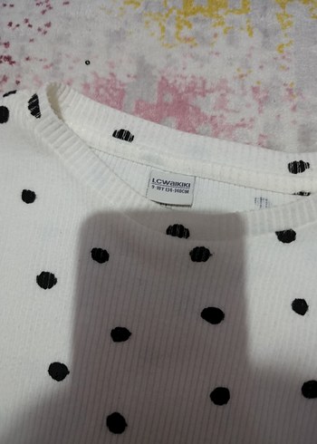 Puantiye Desenli Beyaz Uzun Kollu Kız Tişörtü - Görsel 2