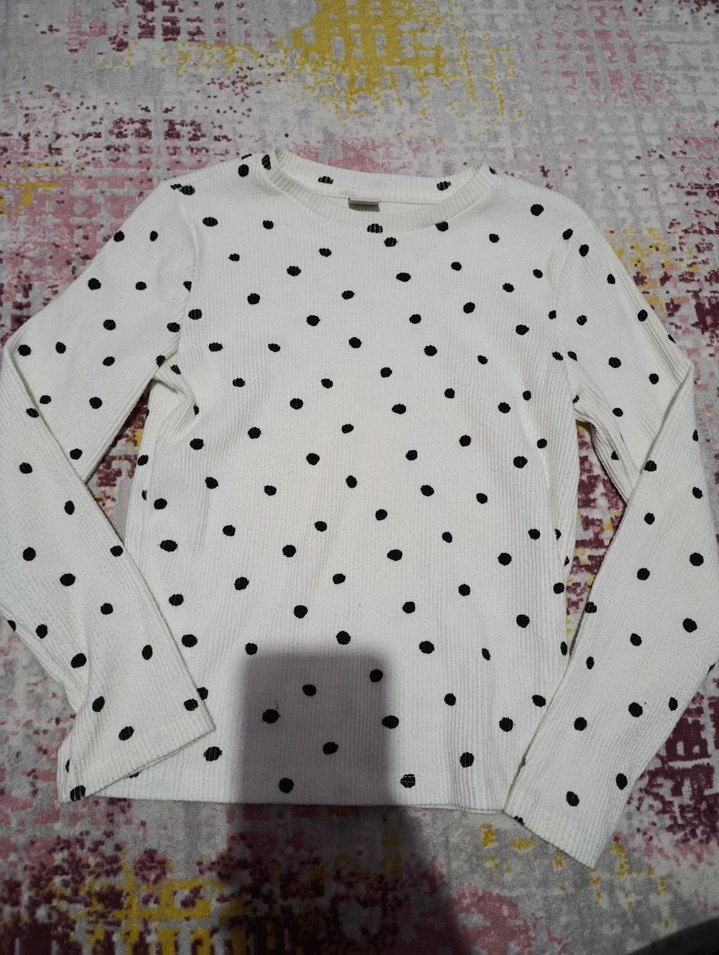 Puantiye Desenli Beyaz Uzun Kollu Kız Tişörtü - Görsel 3