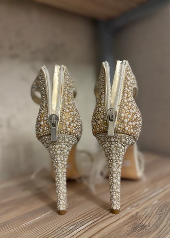 İnci İşlemeli Beyaz Yüksek Topuklu Abiye Ayakkabı - Görsel 4