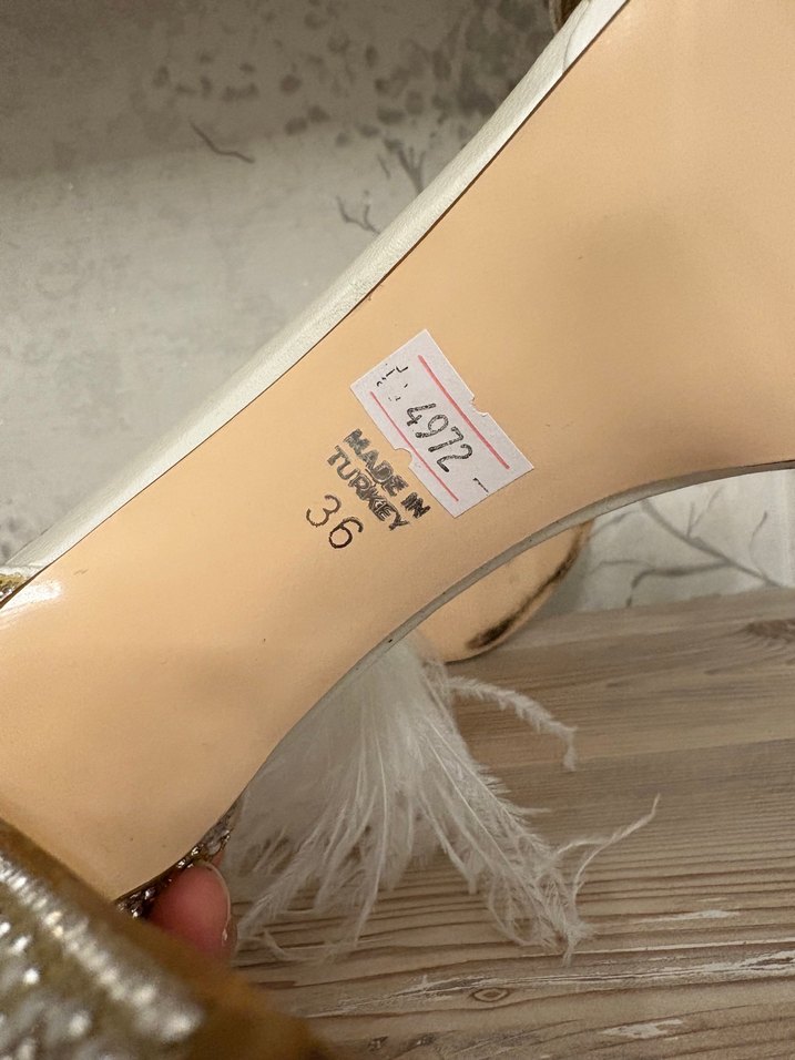 İnci İşlemeli Beyaz Yüksek Topuklu Abiye Ayakkabı - Görsel 5