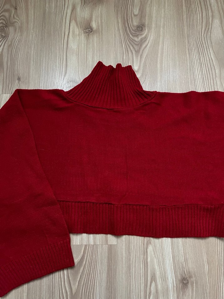 Kadın Kırmızı Boğazlı Kısa Triko Kazak - Görsel 2