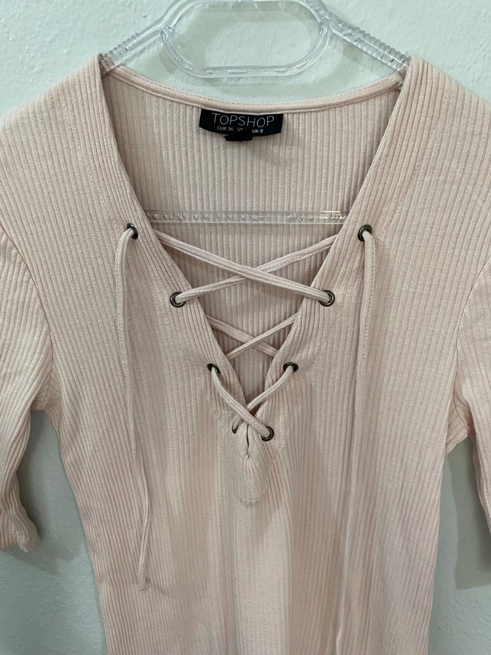 Bej V Yaka Bağcıklı Kadın Bluz - Görsel 3