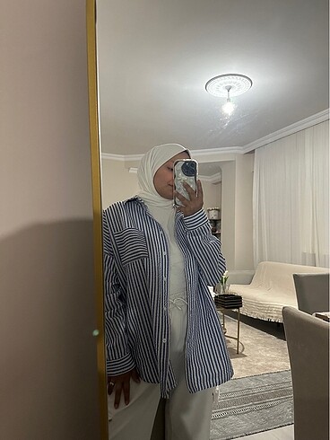 MAVİ GÖMLEK