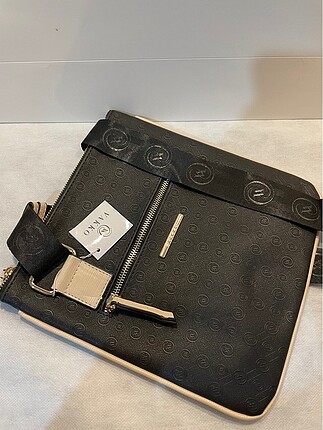 Vakko postacı model çanta