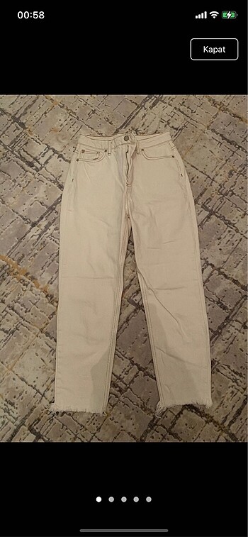 Krem rengi mom jean