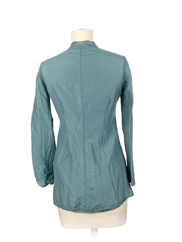 s Beden PreLoved Gömlek %70 İndirimli.