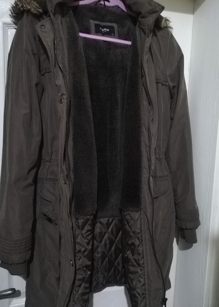 LC WAİKİKİ CLASSİC HAKİ PARKA MONT - Görsel 4