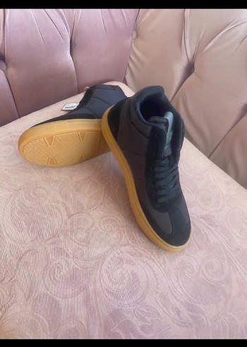 Küp bir numara fabrika siyah bot - Görsel 7