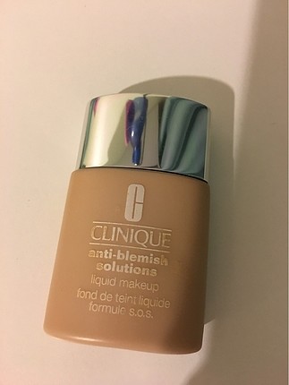 Clinique Anti-Blemish Sivilce Karşıtı Fondöten