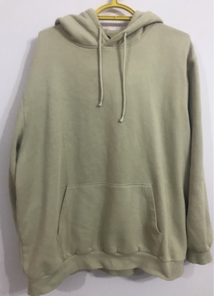 Yepyeni,çok az kullanılmış sweatshirt 