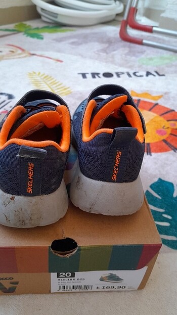 23 Beden Skechers