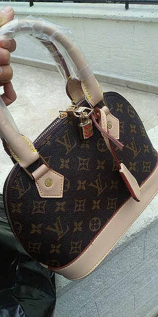 Diğer Louis Vuitton