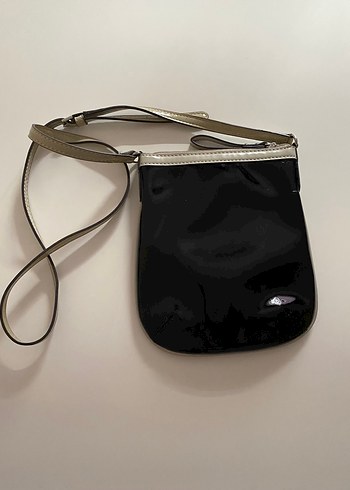 Guess Siyah Parlak Deri Kadın Çanta - Görsel 2