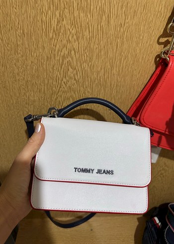 Beden Tommy Hilfiger