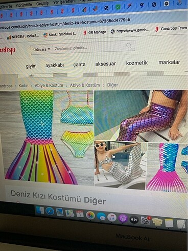 Kostümmm