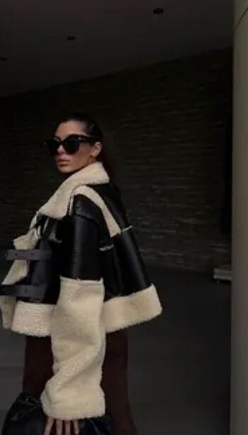 Zara Tarz Mont