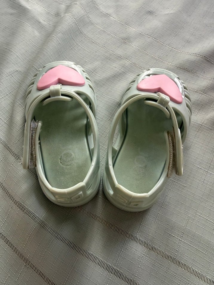 İgor marka 20 numara sandalet - Görsel 4